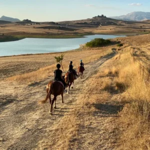 Sikani Horse Trek - Sicilia - Lago Raia